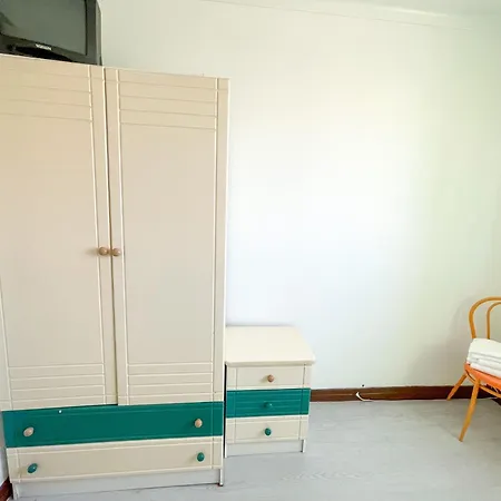 At Your Doorstep - Bedrooms * Lisbona