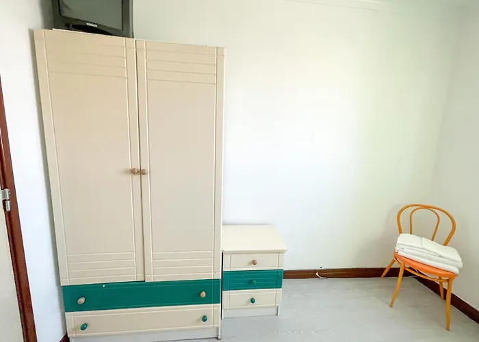 At Your Doorstep - Bedrooms * Lisbon