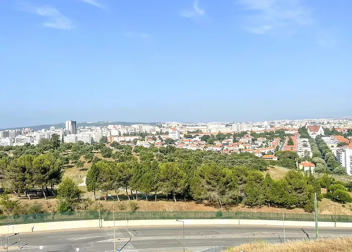 At Your Doorstep - Bedrooms Homestay *