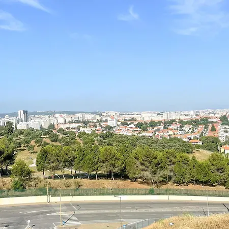 At Your Doorstep - Bedrooms בית אירוח *